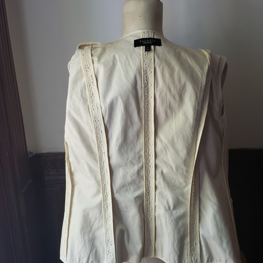 Talbots Eyelet Open Jacket Size 8 - image 5